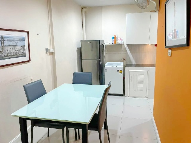 ขาย-เช่าทาวน์เฮาส์ 2 ชั้น ม.นอร์ทกรุงเทพ 4.4 กม.2นอน MRT วัชรพล 2.5 กม.19 ตร.วา.149 ตร.ม.