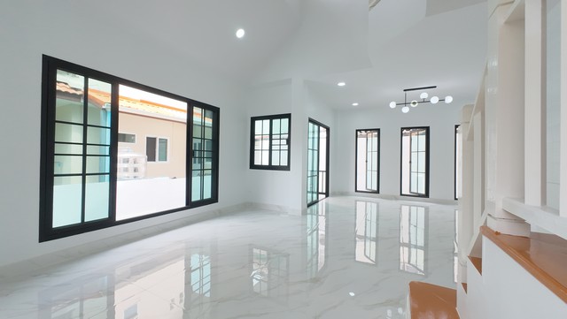 บ้านเดี่ยววรารักษ์ คลองหลวง คลองสาม บ้านสวย พร้อมเข้าอยู่ในราคาจับต้องได้