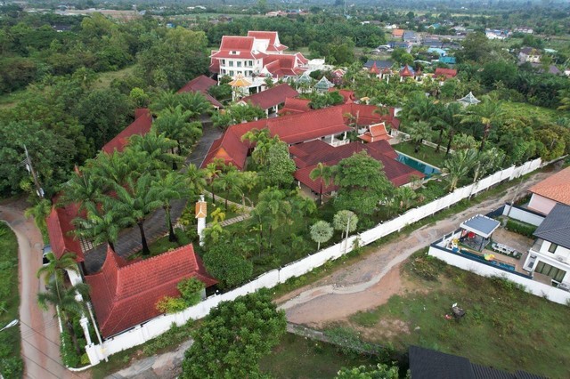 ขายที่ดินพร้อมสิ่งปลูกสร้าง..ห้วยใหญ่-เขาชีจรรย์-พัทยา โฉนดปลอดภาระ มีสิ่งปลูกสร้างเป็นรีสอร์ท