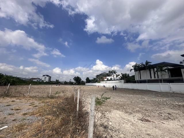 P703 ให้เช่า ที่ดินเปล่า 5 ไร่เศษ ถนนประดิษฐ์มนูญธรรม 23 เลียบด่วนรามอินทรา  ใกล้ห้างดัง Central Eastville CDC The Crystal เดอะวอล์ค