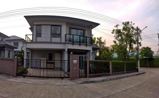 ให้เช่าบ้านเดี่ยว หลังมุม ใกล้ศูนย์การค้า เซียร์ รังสิต, บิ๊กซี ตลาดสี่มุมเมือง   หมู่บ้านภัสสร ดอนเมือง 