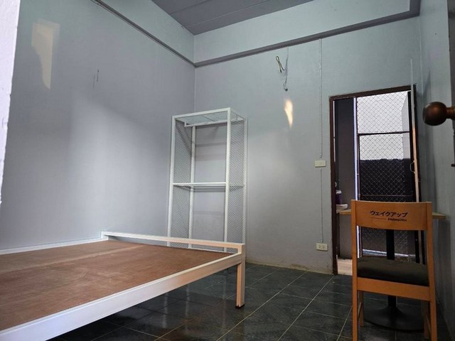 ขายถูกหอพัก 2 ชั้น พร้อมบ้าน 1 หลัง ใกล้รวมโชคมอลล์ โซนสันผีเสื้อ