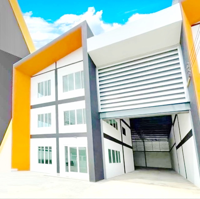 ตลาดมหาชัยไนท์ ต้นสน 500 ม.  บางน้ำจืด สถานีรถไฟมหาชัย 3.5 กม. ขาย โรงงานพร้อมออฟฟิศ 3ชั้น 422ตรม. 106 ตรว. เซ็นทรัล มหาชัย 3.2 กม.  