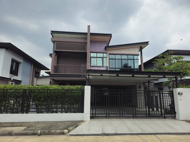 ให้เช่าบ้านเดี่ยว 2 ชั้น 75 ตรว. 3 ห้องนอน โครงการ Aqua Divina ซอยรามคำแหง 94 ใกล้เดอะพาสิโอ มีที่ชาร์ตรถไฟฟ้า