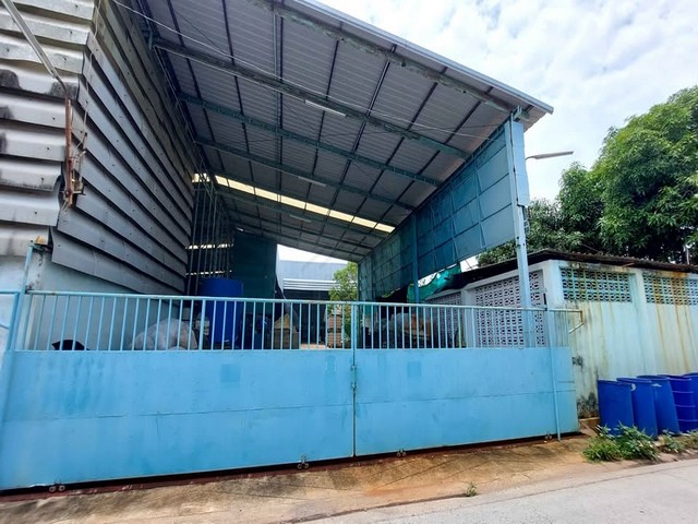 ขายที่ดินพร้อมโกดัง+บ้านพัก 368 ตรว. เทพารักษ์ กม.8 ซอยมังกร สมุทรปราการ พร้อมใบ รง.4 