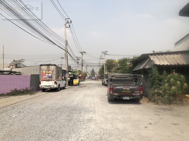 ขายถูกมากที่ดินแถมโกดัง เนื้อที่ 1-3-76 ไร่ ขายยกแปลง 25 ล้าน บางพลี สมุทรปราการ