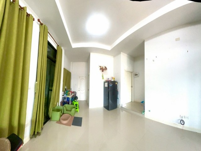 ขายบ้านแฝดชั้นเดียว เนื้อที่ 37.8 ตรว. โครงการ The Privy 2 ทำเลทอง คุ้มค่าสุดๆ เดินทางสะดวกใกล้ถนนสายหลัก  อ.ศรีมหาโพธิ จ.ปราจีนบุรี