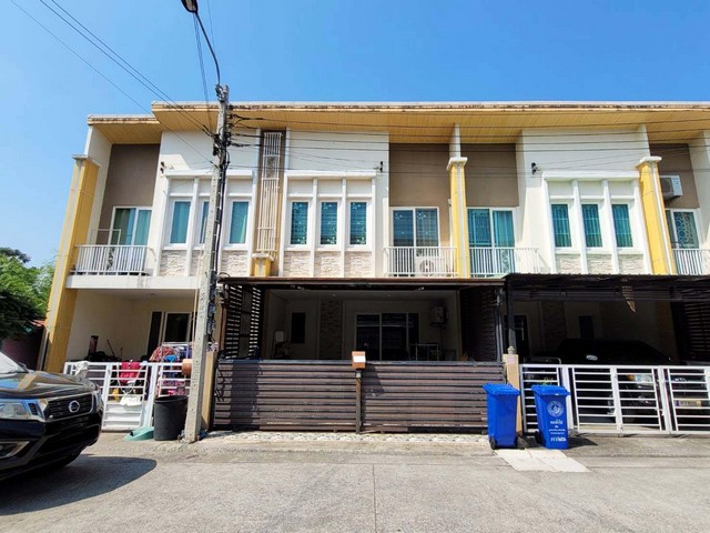 ขาย ทาวน์เฮ้าส์ โกลเด้นท์ทาวน์ ชัยพฤกษ์-วงแหวน ไทรน้อย นนทบุรี PTT13259