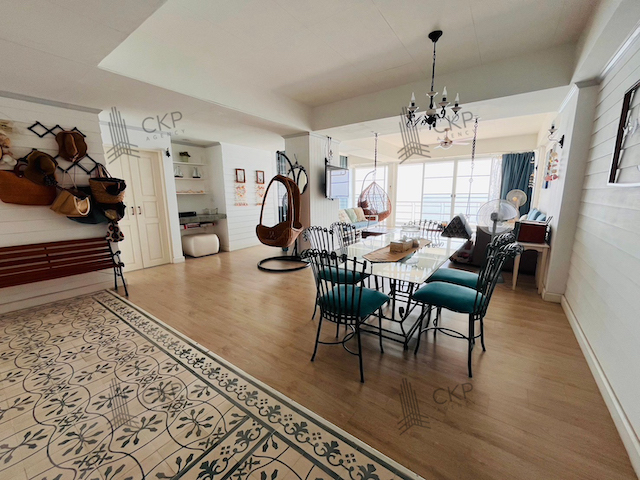 ขาย คอนโด รอยัลบีช คอนโด หาดเจ้าสําราญ ติดหาดส่วนตัว หาดเจ้าสำราญ เฟอร์นิเจอร์ครบ ระเบียงกว้างขวาง เห็นวิวทะเล พร้อมเข้าอยู่