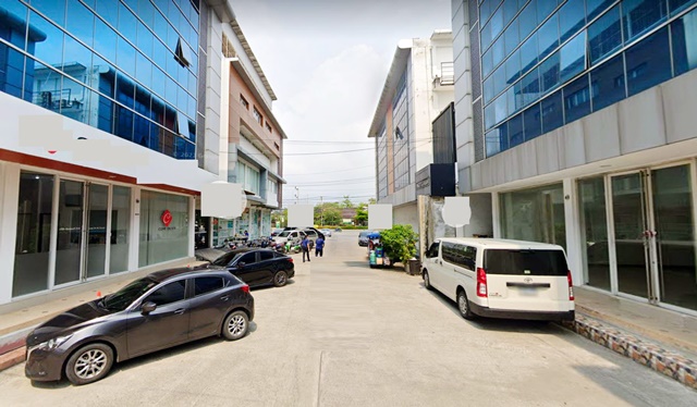 พระจอมเกล้า 4ชั้น Airport Link ลาดกระบัง25-34  หน้ากว้าง 8ม.10จอดรถ  50ตรว. 600ตรม.