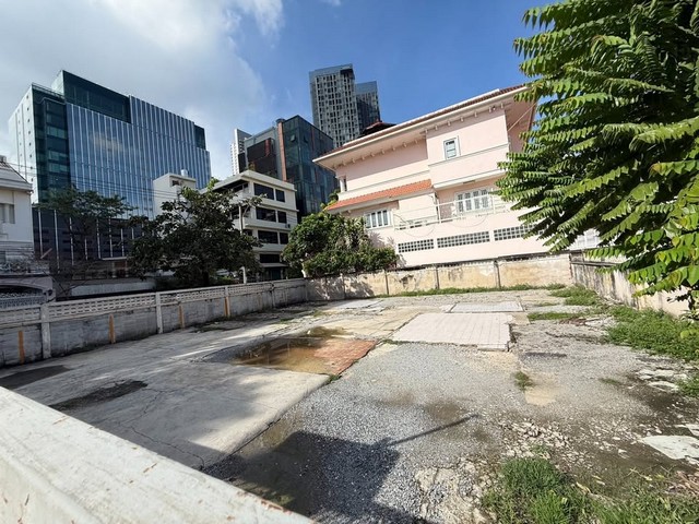 HR2491ให้เช่าที่ดินเปล่าขนาด 71 ตารางวา  ใจกลางสาทร – นราธิวาส ซอย 8 ใกล้ BTS ช่องนนทรี 