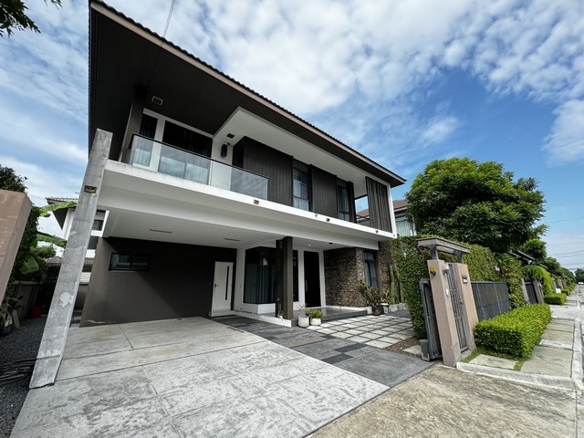 HR2489ขายบ้านเดี่ยวโครงการมัณฑนา เลค วัชรพล ใกล้ทะเลสาบ ในหมู่บ้านร่มรื่นน่าอยู่ ใกล้ทางด่วน