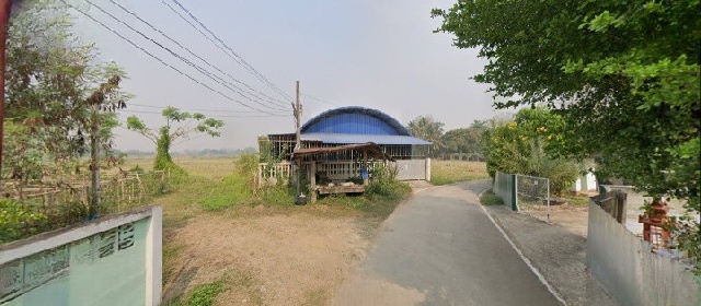 โกดัง 100 ตร.วา.400 ตร.ม.เหมาะกับใช้เก็บสินค้า หรืองานเหล็ก ม.ราชภัฏแพร่ 5.5 กม. หาของกินง่าย ตลาดสดเทศบาลเมืองแพร่ 3.2 กม.เดินทางสะดวก 