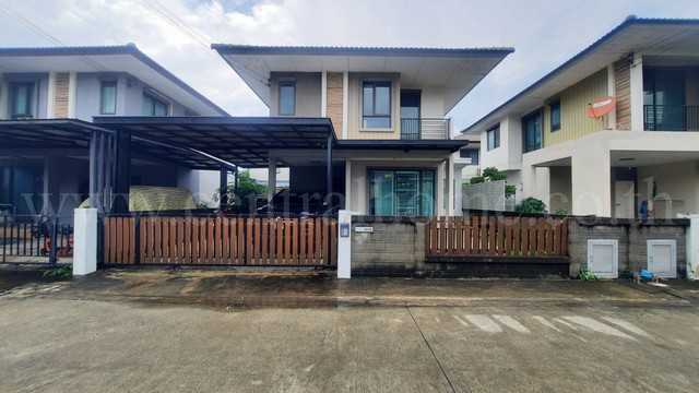 บ้านแฝด 2 ชั้น โกลเด้น อเวนิว แจ้งวัฒนะ - ติวานนท์ ซอยวัดกู้