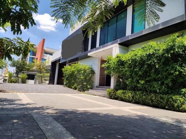 ขายสำนักงานพร้อมโกดัง ย่านลาดกระบัง ถ.เจ้าคุณทหาร มีใบ รง.2​ ใกล้​แอร์​พอรต์ลิงค์ ลาดกระบัง