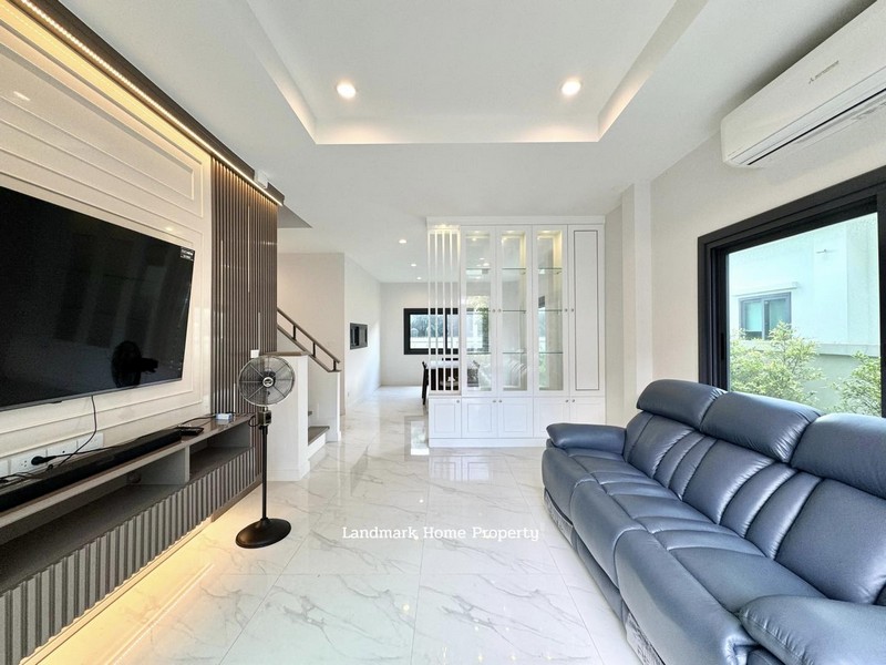 LM25-0066 ขายบ้านเดี่ยว 2 ชั้น ศุภาลัยพาร์ควิลล์ ประชาอุทิศ สุขสวัสดิ์ บ้านใหม่ ไม่เคยเข้าอยู่ เนื้อที่ 63.3 ตรว 4นอน 4น้ำ