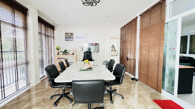 บ้านแฝด เมลิโซ่ พาร์ค ศรีนครินทร์ - หนามแดง ขายคู่ 2 หลังติดกัน