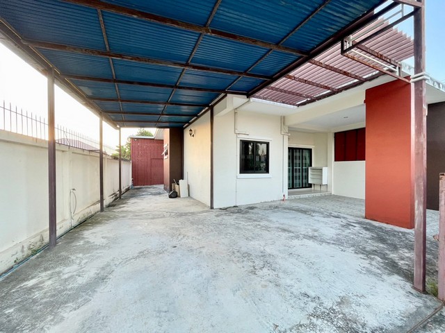 ให้เช่าทาวน์เฮ้าส์หลังมุม ใกล้วัดกรอกยายชา ระยอง พร้อมเฟอร์นิเจอร์ครบ