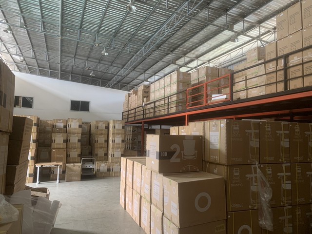 ให้เช่าโกดังพร้อมออฟฟิศ ขนาด715 ตรม. ลาดพร้าว101 โยธินพัฒนา3 ใกล้ห้างCDC