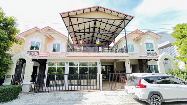 บ้านแฝด 2 ชั้น เมลิโซ่ พาร์ค ศรีนครินทร์ - หนามแดง ขาย 2 หลังติดกัน