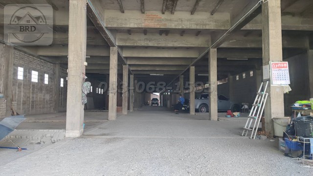 ให้เช่าโกดัง คลังสินค้า ทำเลทอง ติดถนนเทพารักษ์ พื้นที่ 1,225 ตารางเมตร ค่าเช่า80/ตรม. สามารถแบ่งเช่าได้ เมือง สมุทรปราการ