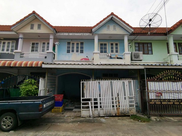 ขาย ทาวน์เฮ้าส์ 2 ชั้น บ้านบัวทอง 4 นนทบุรี PTT00652
