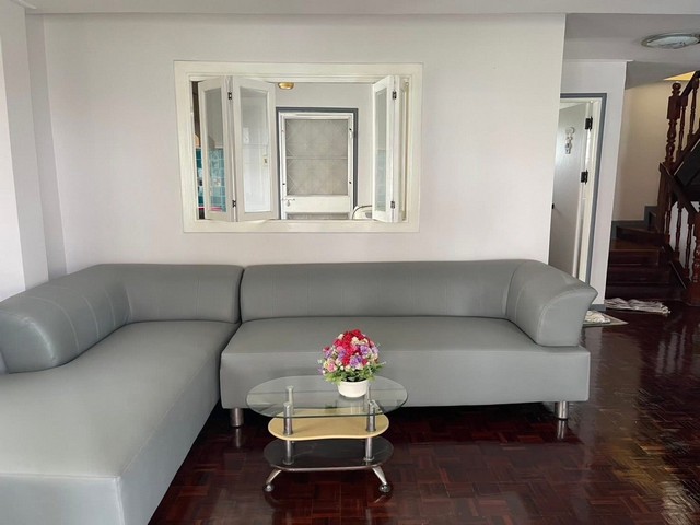 ให้เช่าบ้านแฝดใกล้โรบินสัน บ้านฉาง ระยอง พร้อมเฟอร์นิเจอร์ครบ