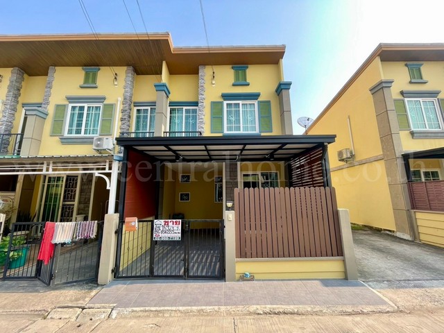 P2 ทาวน์โฮม โกลเด้น ทาวน์ รัตนาธิเบศร์ - สถานีรถไฟฟ้าไทรม้า หลังริม 