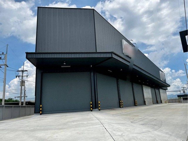 ให้เช่าคลังสินค้าอมตะนครชลบุรี ให้เช่าคลังสินค้าพร้อมออฟฟิศ 2740 ตร.ม.  ผังสีม่วงลาย อมตะนคร ชลบุรี