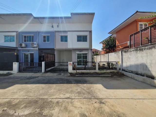 ขาย ทาวน์เฮ้าส์ ไลโอ บริสซ์ กาญจนาภิเษก-ชัยพฤกษ์ บางบัวทอง