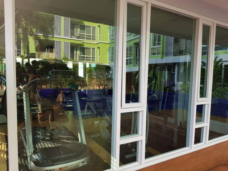 ขายคอนโด ดิเอเมอรัล เรสซิเด้นท์ 2 นอน 42.4 ตร.ม. ชั้น 2 ใกล้ MRT ห้วยขวาง เพียง 500 ม. พร้อมอยู่ เฟอร์นิเจอร์ครบ