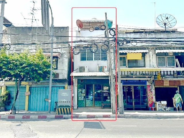  ทำเลดีมาก คาเฟ่ BTSสุรศักดิ์ 900 ม.ให้เช่าอาคารพาณิชย์ 3 ชั้น 220 ตร.ม.18 ตร.วา. รร.นานาชาติโชรส์เบอรี กรุงเทพฯ 1.1 กม.2 นอน 2 น้ำ 