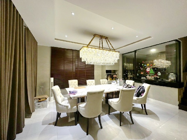 4นอน เช่าคฤหาสน์หรู 2 ชั้น ใหญ่สุด .92ตร.วา.นานาชาติแพน-เอเชีย 1.8 กม. วงแหวน-อ่อนนุช ARLบ้านทับช้าง 4.6 กม.พร้อมเฟอร์ เครื่องใช้ไฟฟ้า