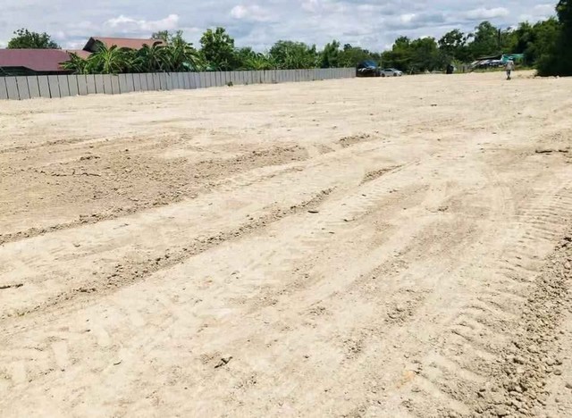 ที่ดินถมแล้วสำหรับปลูกบ้าน​ ทำหอพัก​ หรือโรงงานขนาดย่อม​ โกดัง​ น้ำไฟ​ เข้าถึงโฉนดพร้อมโอน