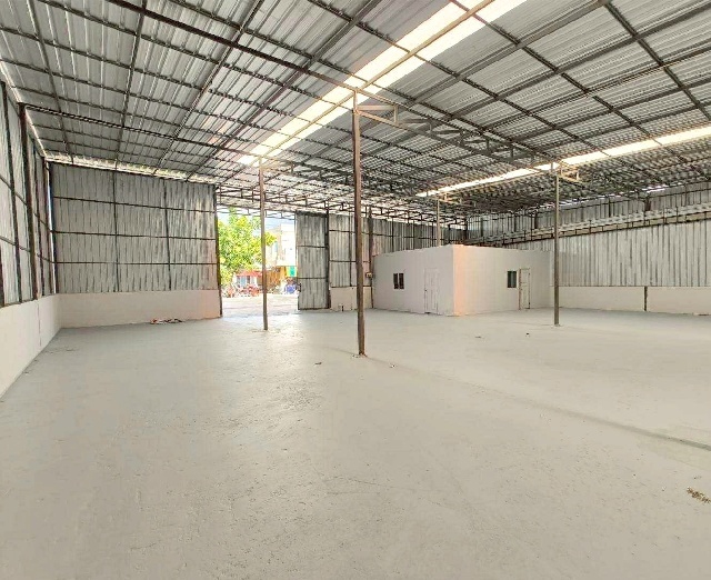 โกดัง พร้อมออฟฟิศ 1 ชั้น ตลาดสดมหาชัยเมืองใหม่ ถ.เลียบคลอง 880 ตร.ม. กศน..ตำบลสามโก้ 1.7 กม. 1 นอน 1 น้ำ