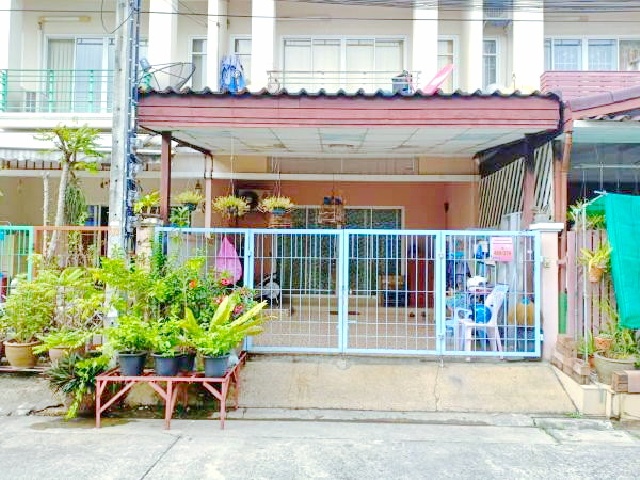 รร.เลิศหล้านานาชาติ 1.8 กม. 3 นอน ตลาดอุ่นเรือน 1 กม. ย่านหนองแขม  MRT หลักสอง 5.8 กม.ขาย-เช่าทาวน์โฮม 2 ชั้น  21 ตร.วา. 170 ตร.ม    3 น้ำ 