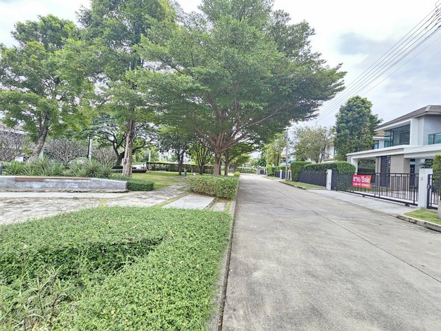 ขายบ้าน The Grand บางนา-วงแหวน คลับเฮ้าส์/ฟิตเนส สวนสาธารณะขนาดใหญ่