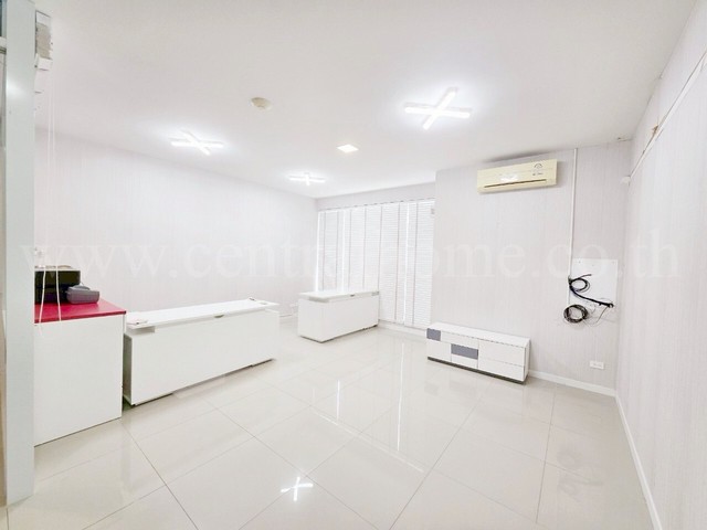 B1 ทาวน์โฮม 3 ชั้น บ้าน พฤกษา 95/3 หลังริม ใหญ่สุดในโครงการ