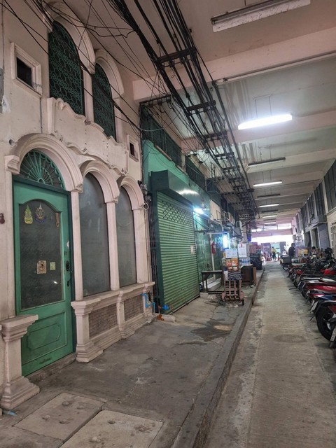 ให้เช่าตึก 2 ชั้น 100 ตร.ม ตึกสไตล์ โรมันโบราณ มีเพดานสูง ย่านดิโอสยามส์. กลางเยาวราช ซอยเจริญกรุง 3 ติด MRT สามยอด