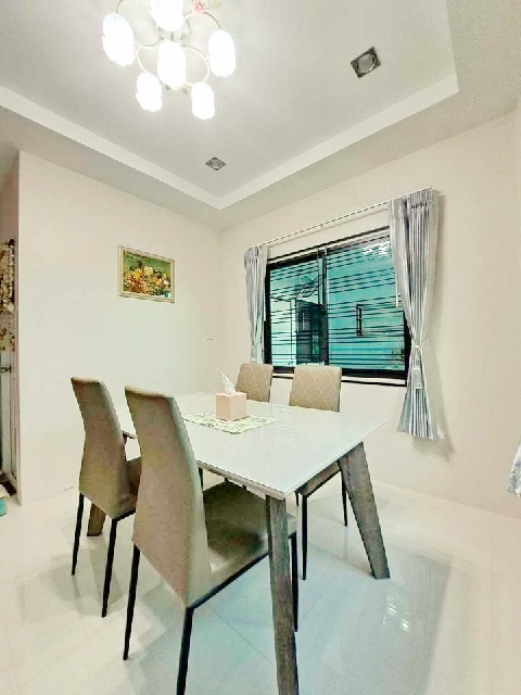 แม็คโครสงขลา 4กม ไทวัสดุ ลพบุรีราเมศวร์ 700 ม. บ้าน 2ชั้น ม.ทักษิณ 7.4กม.3 นอน 3 น้ำ.  ตลาดศิริอาเขต 2.6 กม. รพ.สงขลาใหม่ 2.5 กม.