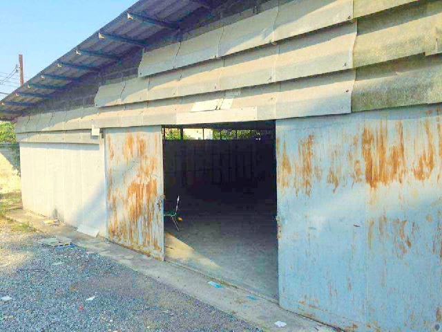 เลียบวารี 55-63 MRT สุวินทวงศ์ แม็คโคร หนองจอก 4กม.ให้เช่าโกดัง  พื้นที่ 1 ไร่ 1,500 ตร.ม.รร.นานาชาติเกาหลีกรุงเทพ 1.9 กม.