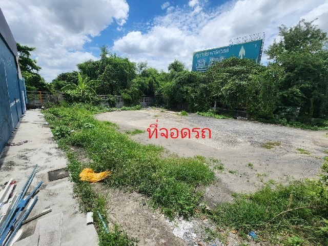 คลีนิค ร้านอาหาร MRTสัมมากร 1.5กม.ให้เช่าอาคารพาณิชย์ 80ตร.วา.260ตร.ม.ทำเลดี ติดถนนใหญ่ .6 นอน 6 น้ำ  บางกะปิ 2.1 กม.