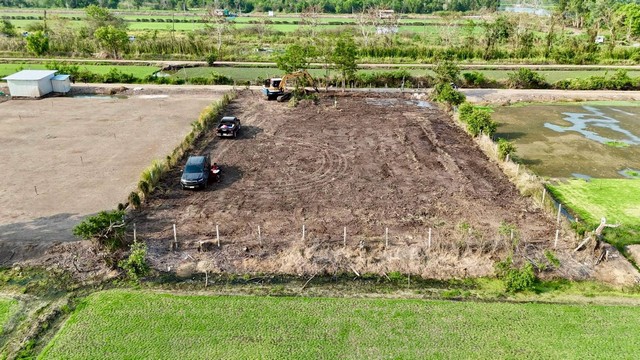 คลอง12 กม.5 หนองเสือ จ.ปทุมธานี 180.5ตรว.420,000 บาท 