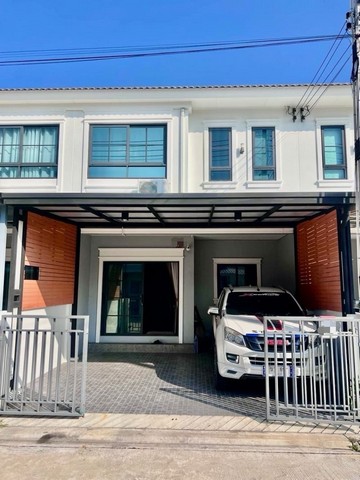 ขายทาวน์โฮม 2 ชั้น โครงการมณีรินทร์ มิดทาวน์ หนองมน ชลบุรี FP-H0687 