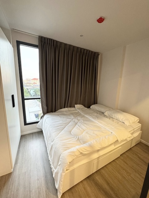 Blue Sukhumvit 105 peaceful safe livable 4th floor BTS Bearing