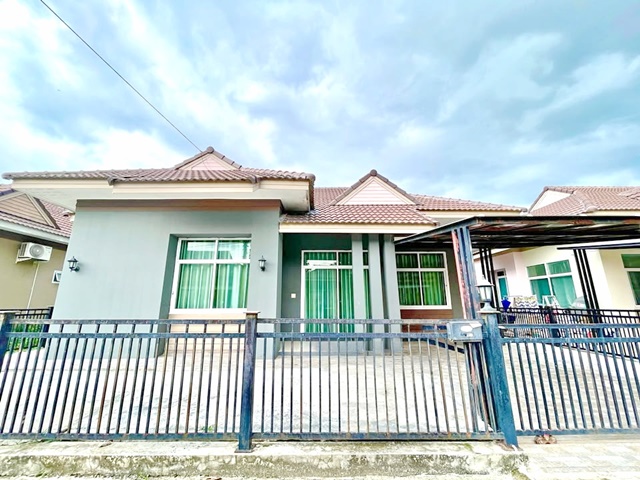 บ้านใหญ่ แม็คโครนครนายก 99 ม.ให้เช่าบ้านเดี่ยว 1 ชั้น เนื้อที่ 52 ตารางวา วัดหลวงพ่อปากแดง 1 กม. 7-11 79ม. สาริกา-นางรอง 