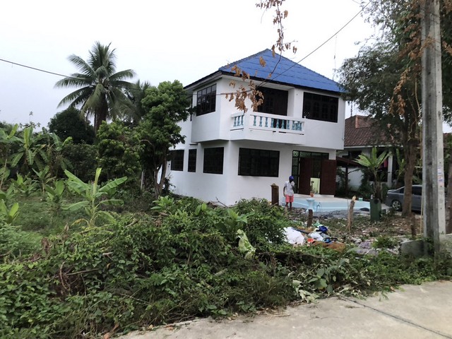 ที่วิวสวยมีไว้ไม่ผิดหวัง  บ้านปูน 1 ชั้น ต.บางเลน อ.บางใหญ่ 100 วา แหล่งเจริญ  นนทบุรี เนื้อที่ ราคาคุยได้ค่ะ