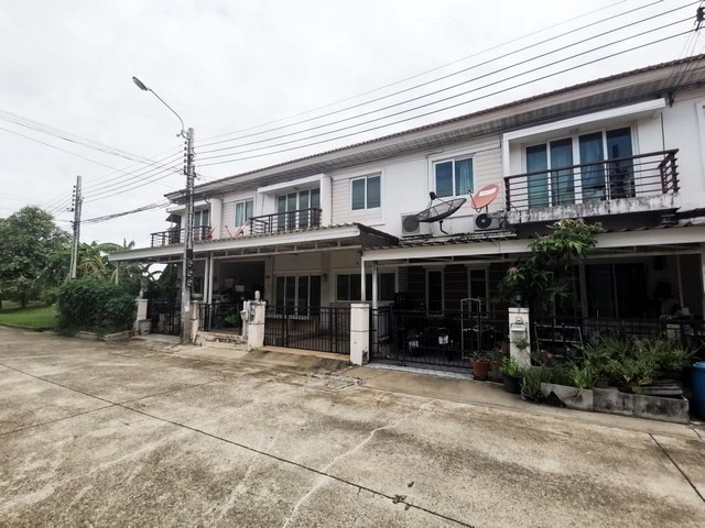 ขาย ทาวน์เฮ้าส์ เดอะวิลล่า รัตนาธิเบศร์ ปากเกร็ด นนทบุรี PTT00614