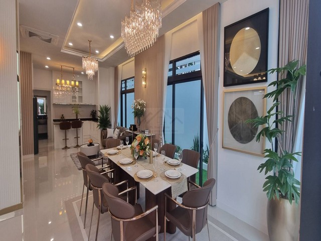 ขายบ้านเดี่ยว 2 ชั้นสุดหรู หลังมุม 170 ตรว. หมู่บ้านเพอร์เฟค มาสเตอร์พีซ สุขุมวิท 77 ใกล้โรบินสันลาดกระบัง พร้อมสระว่ายน้ำส่วนตัว