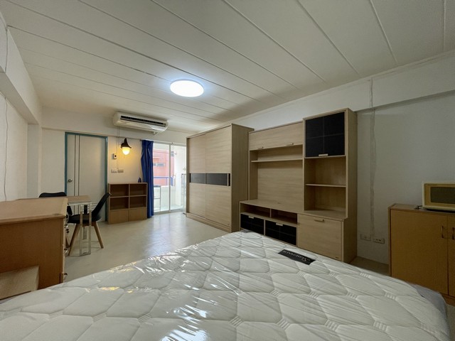 ขายคอนโดพร้อมผู้เช่า สตูดิโอโซน ลาดพร้าว 102 (ใกล้ MRT สายสีเหลือง)